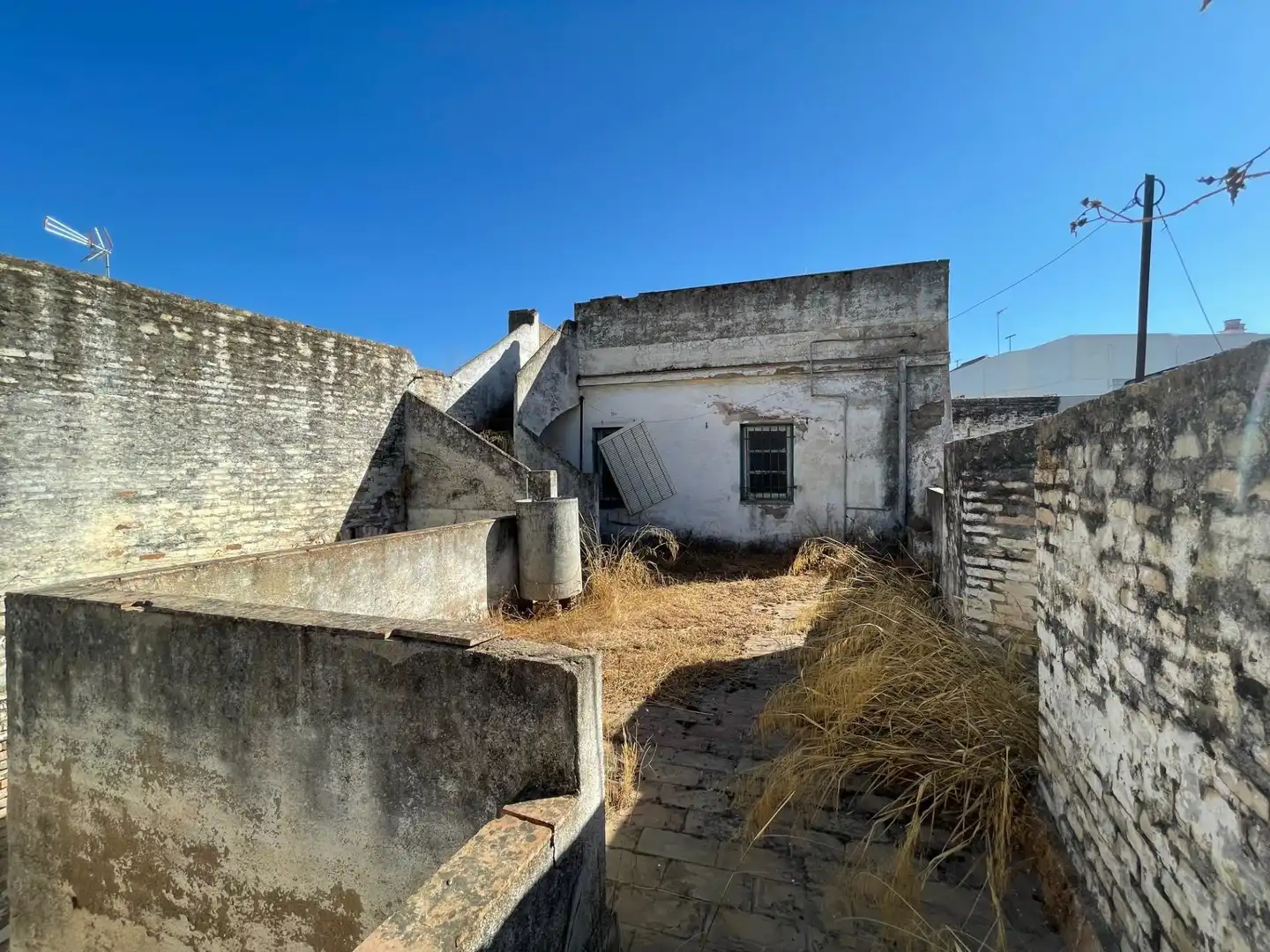 Vista exterior de Casa o xalet en venda en Gines