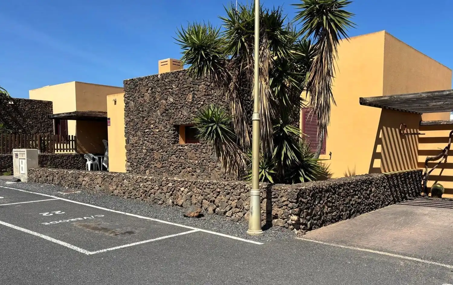 Vista exterior de Casa o chalet en venta en La Oliva con Terraza