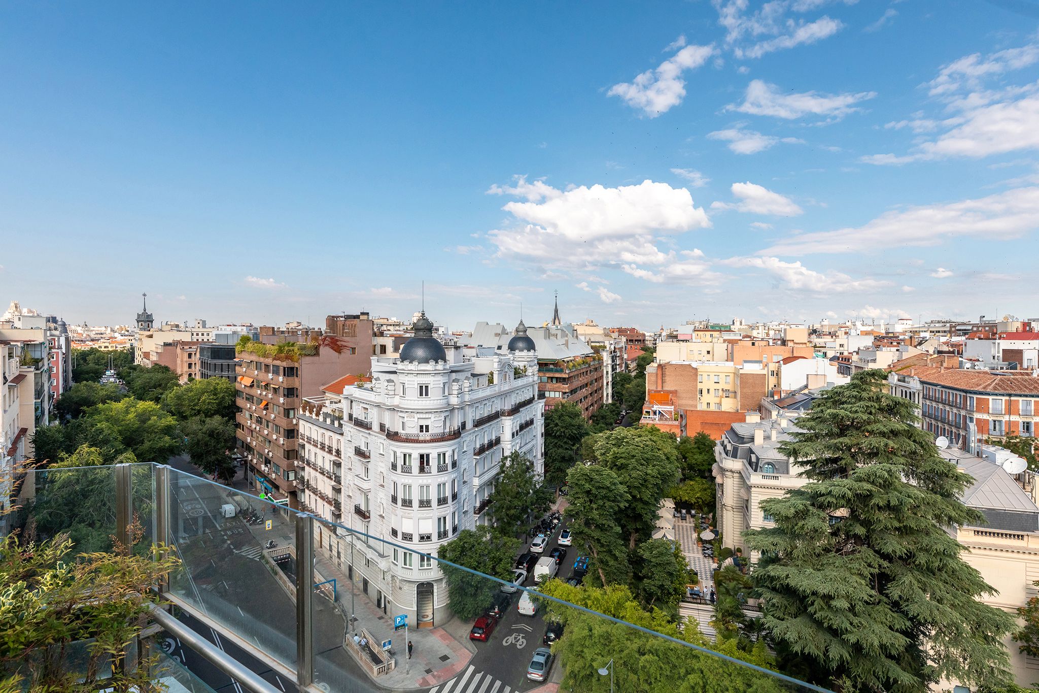 Exterior view of Apartment for sale in  Madrid Capital  with Private garden, Terrace and Swimming Pool