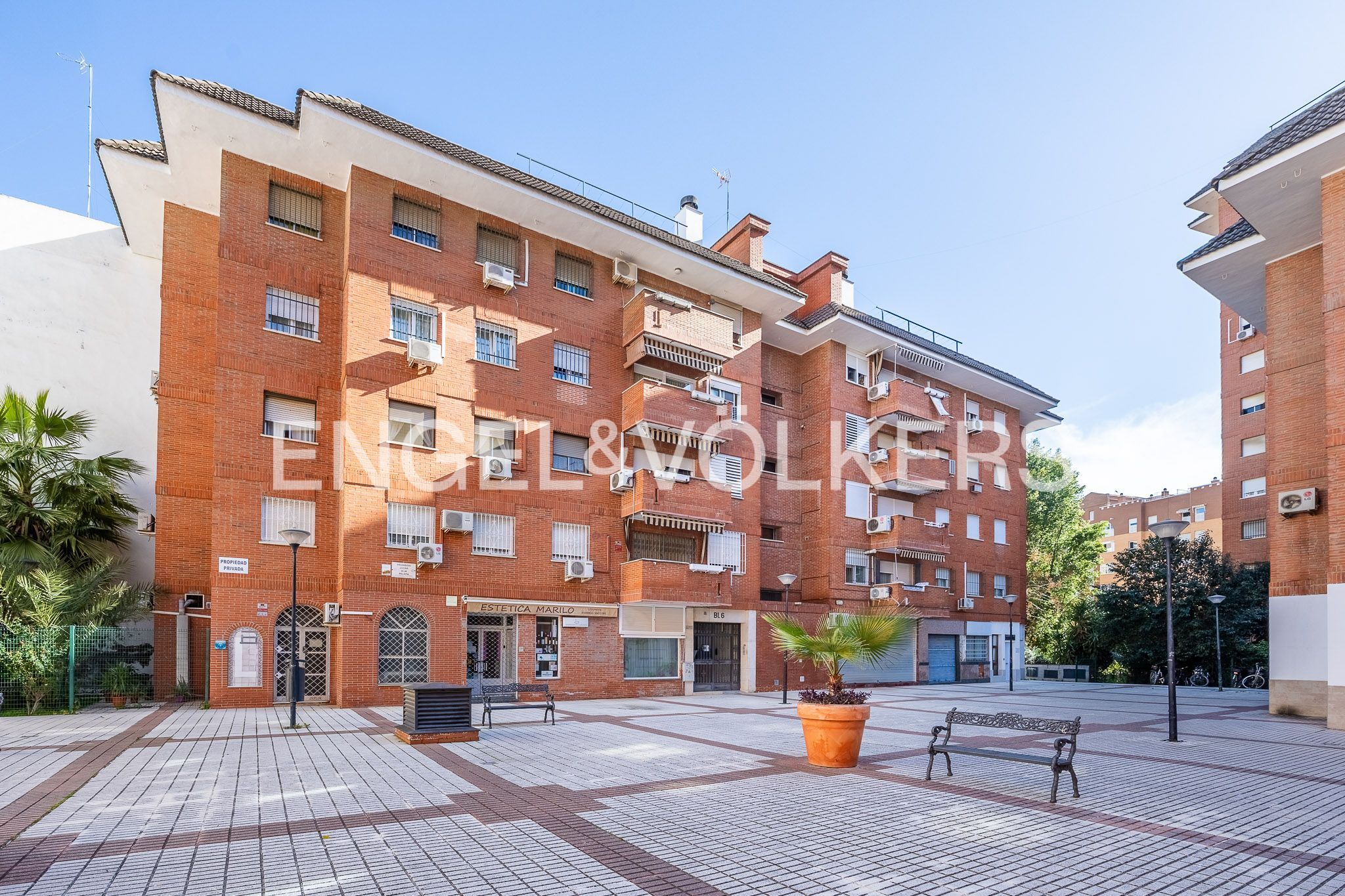 Vista exterior de Piso de alquiler en  Sevilla Capital con Calefacción, Terraza y Se aceptan mascotas