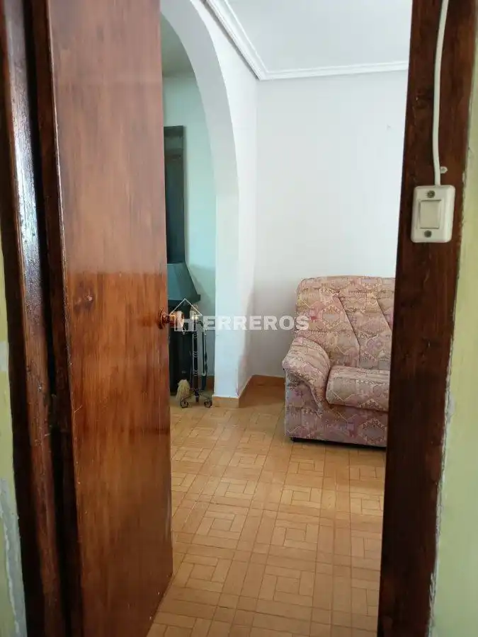 Houses for sale in HERAS, Ocón