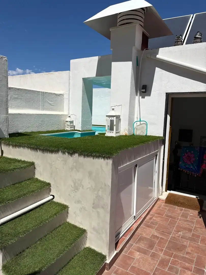 Maison avec piscine à vendre à jose maria freuiller