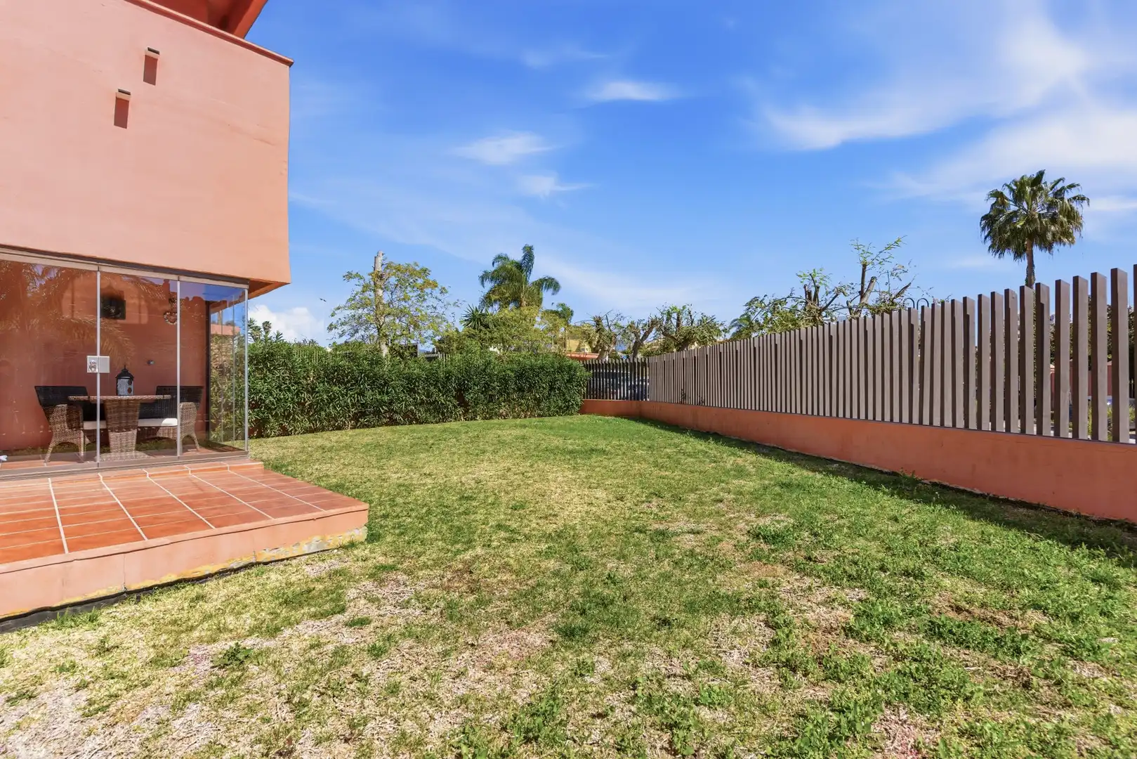 Jardí de Planta baixa en venda en Estepona amb Aire condicionat, Jardí privat i Terrassa