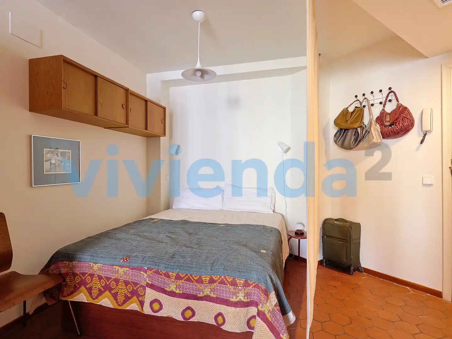 Study for rent in Cuesta de Santo Domingo, Palacio