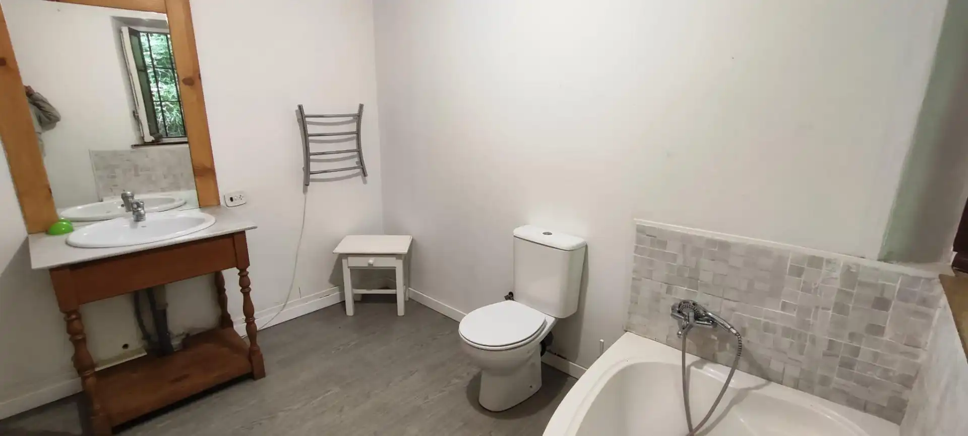 Bathroom of Houses for sale in Luena   with Heating, Private garden and Storage room