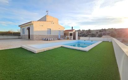 Piscina de Casa o xalet en venda en Ceutí