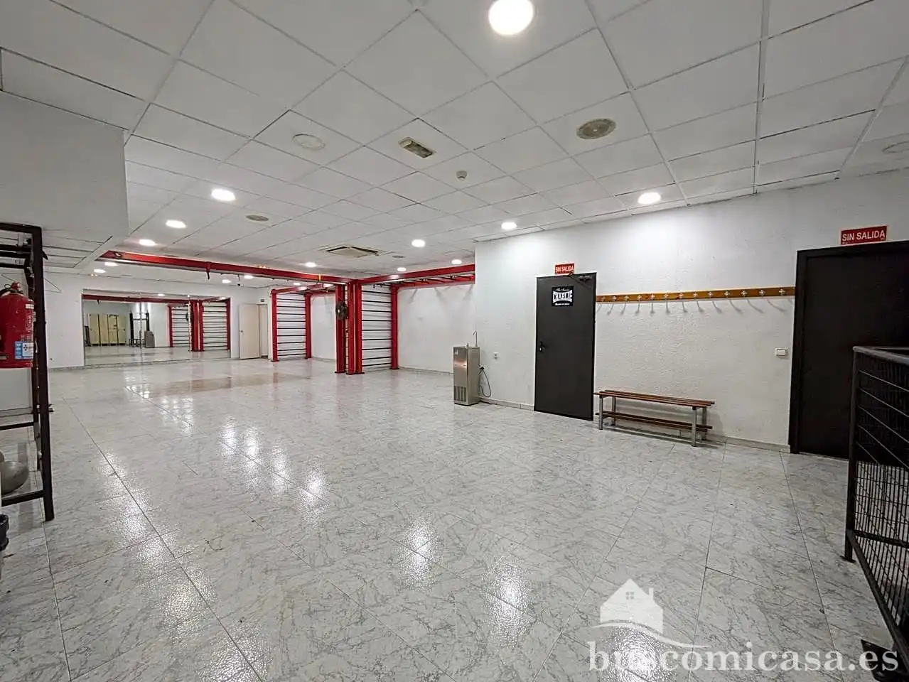 Local comercial en venda a Aníbal E Himilce, imagen 6