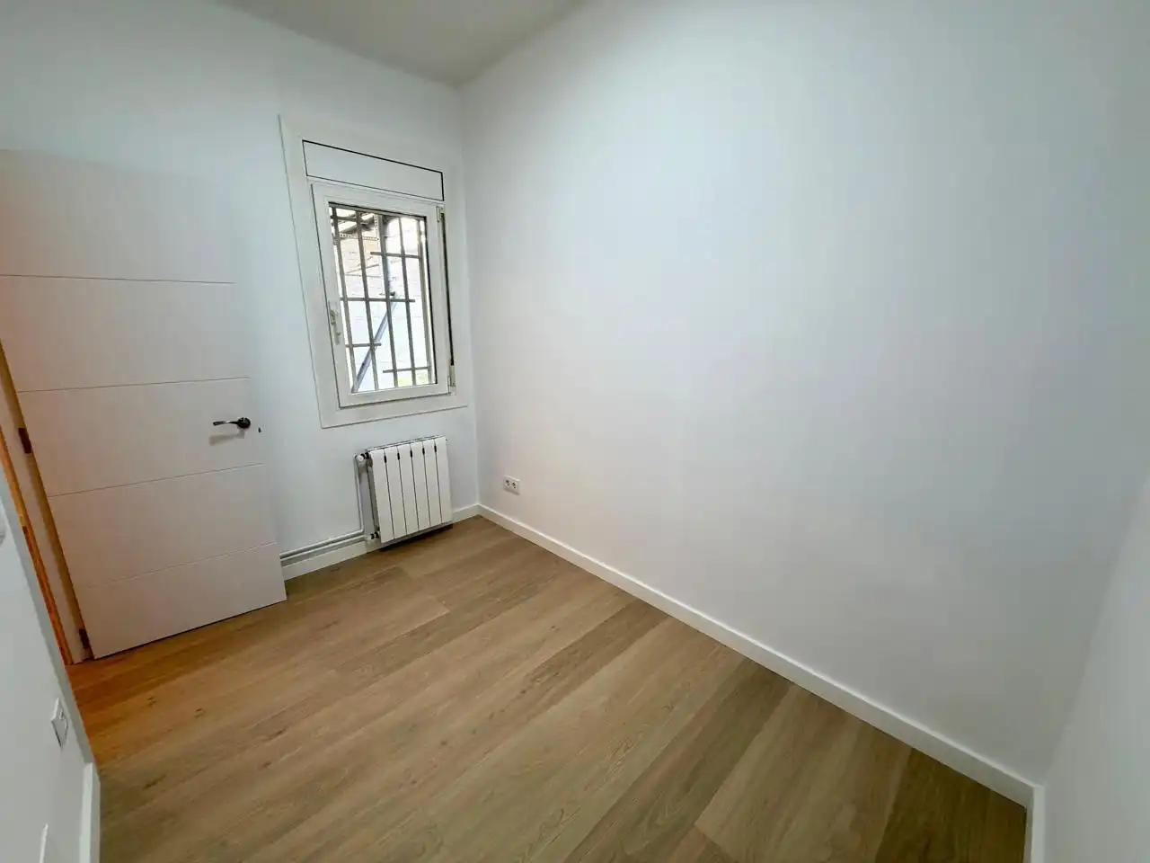 Habitación de Piso en venta en Montcada i Reixac con Calefacción, Parquet y Terraza