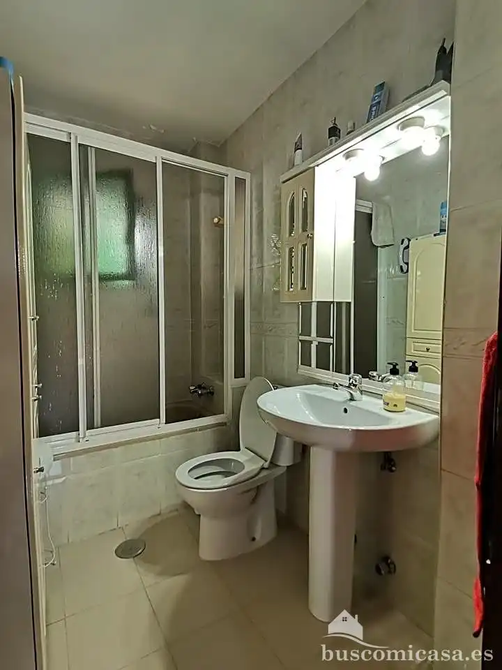 Bany de Casa o xalet en venda en Linares amb Terrassa i Balcó
