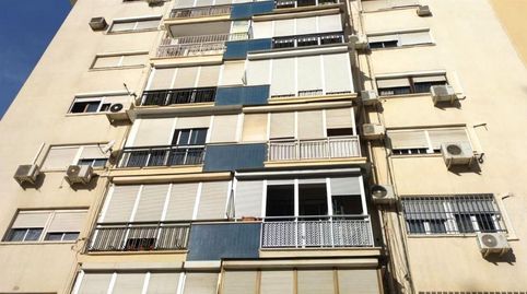 Foto 2 de Piso en venta en Avenida Ildefonso Marañón Lavi, 1, Parque Alcosa, Sevilla Capital