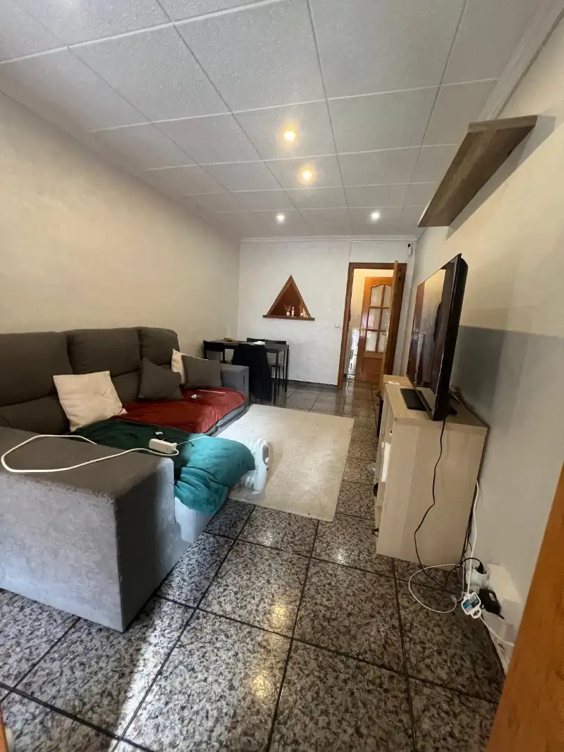 Sala de estar de Piso en venta en Mataró con Amueblado, Horno y Balcón