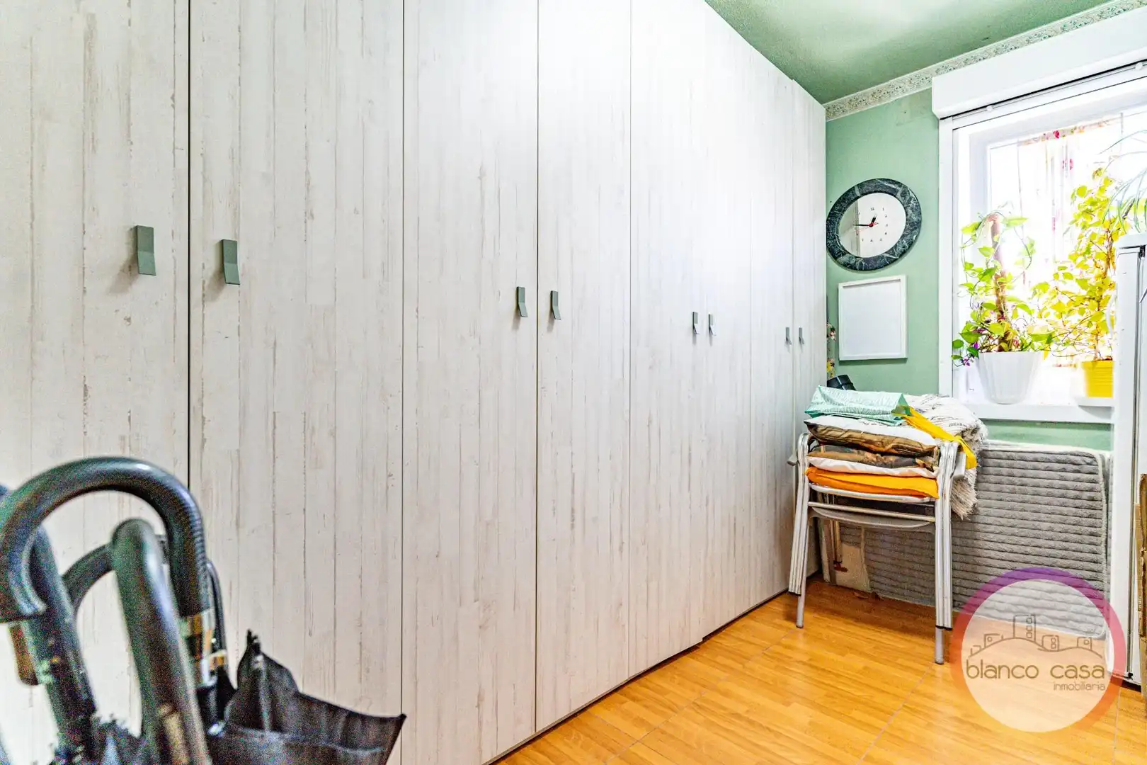 Habitación de Piso en venta en A Coruña Capital  con Calefacción y Trastero