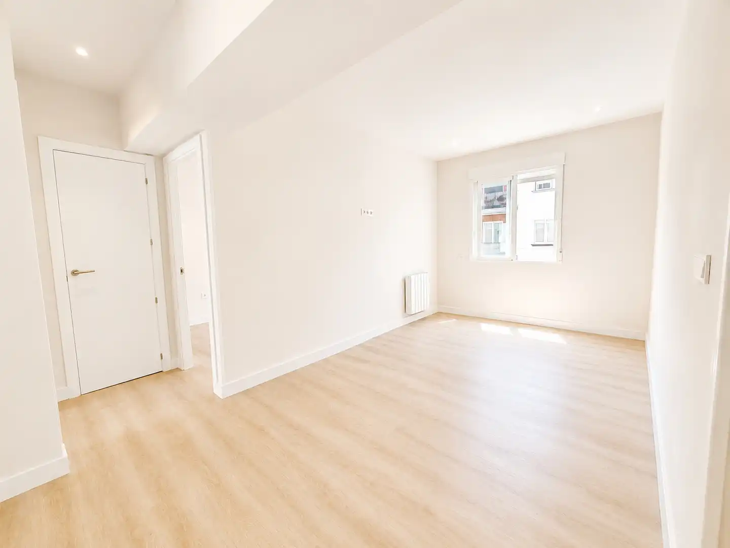 Bedroom of Flat for sale in  Logroño  with Heating, Oven and Washing machine