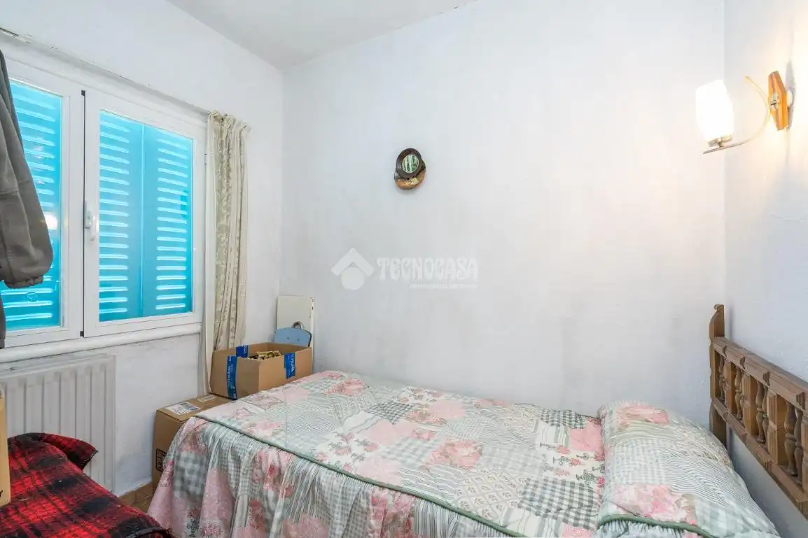 Habitación de Piso en venta en Miraflores de la Sierra con Calefacción