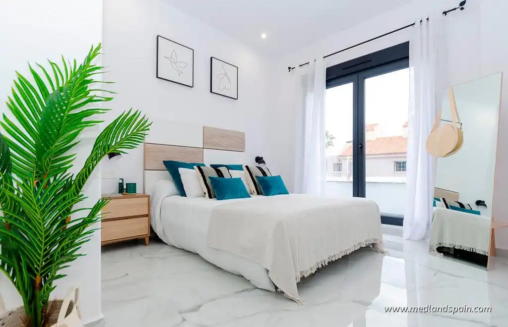 Detached house with pool for sale in Zona Carrefour - Urbanizaciones, imagen 7