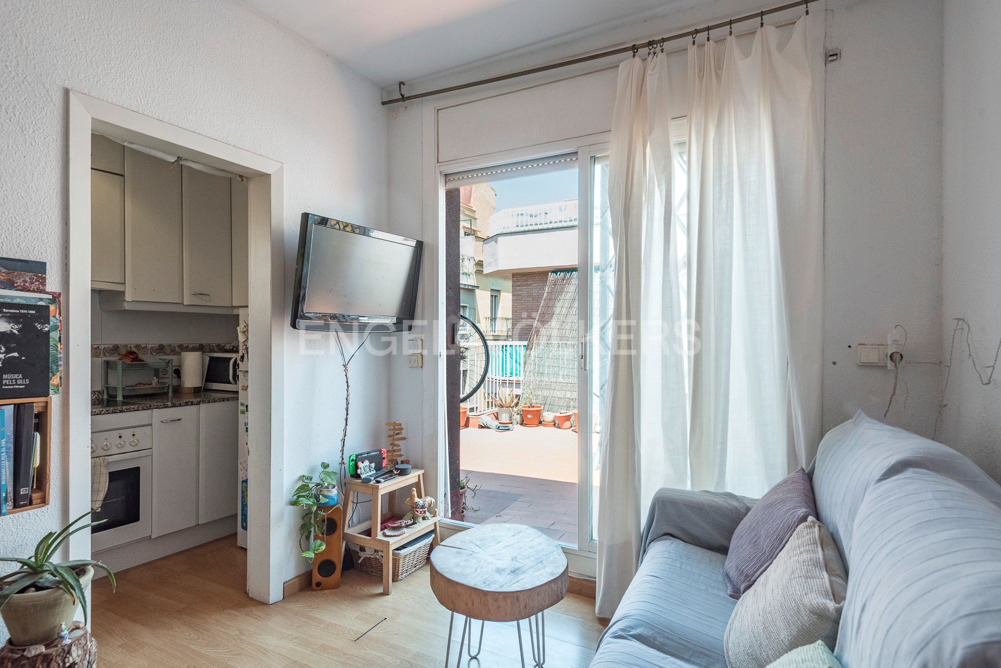 Sala d'estar de Apartament en venda en  Barcelona Capital amb Aire condicionat, Calefacció i Terrassa