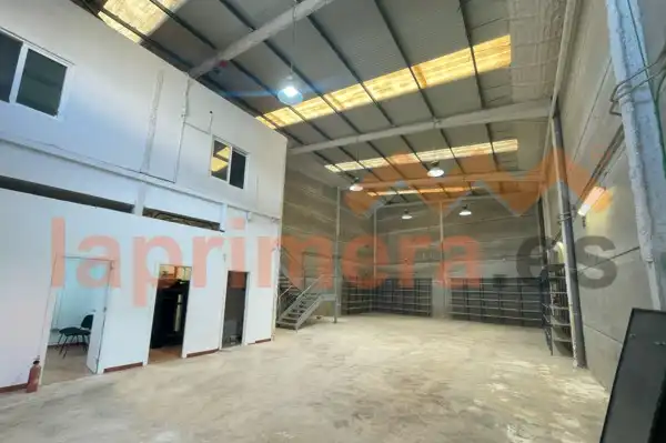 Nave industrial in affitto a Metro - Auditorio, imagen 2