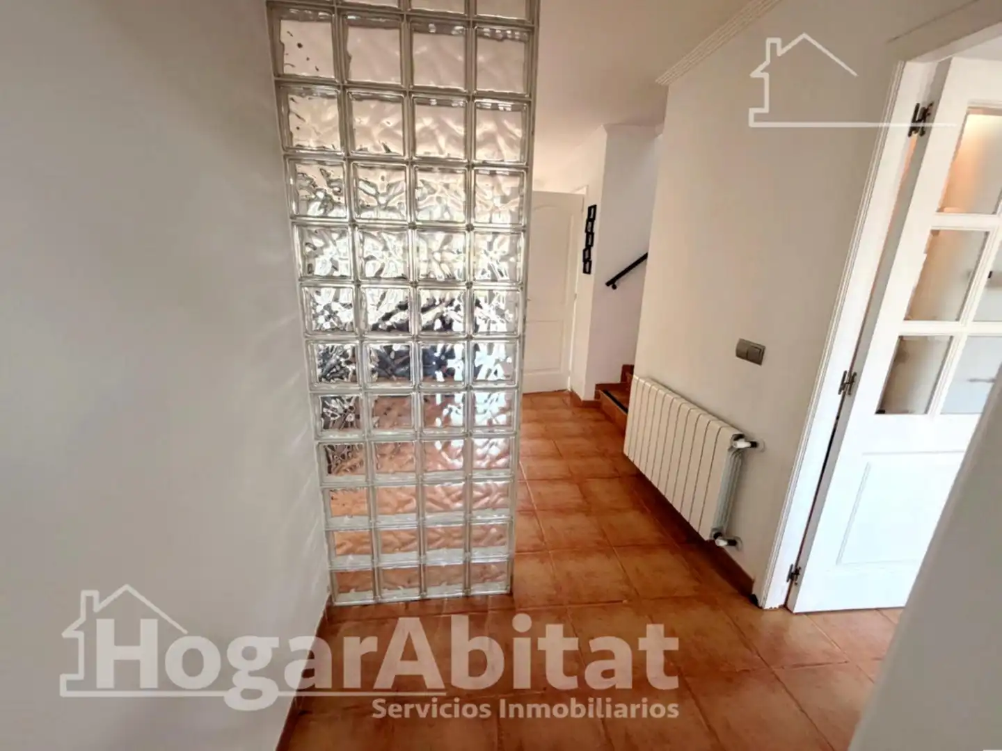 Houses for sale in Montserrat  with Heating, Private garden and Terrace