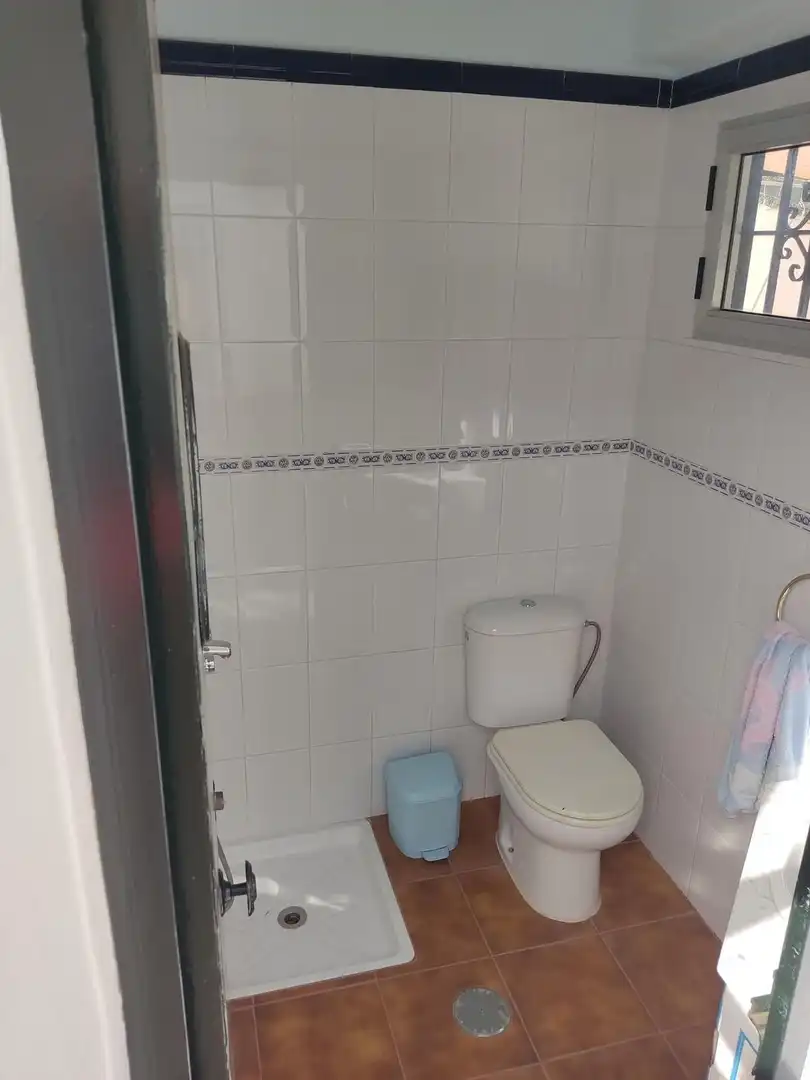 Baño de Casa o chalet de alquiler en Castilblanco de los Arroyos con Jardín privado, Terraza y Piscina