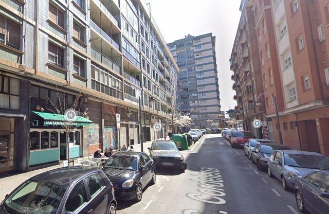 Local comercial en Alquiler en Zorrotza