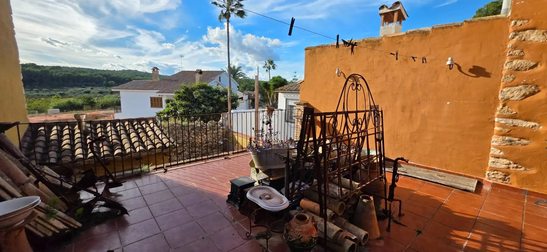 Terrassa de Casa o xalet en venda en La Riera de Gaià amb Calefacció i Traster