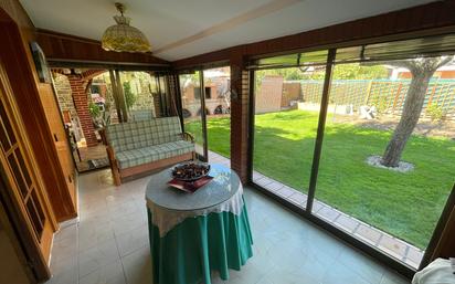 Garden of Single-family semi-detached for sale in Alcalá de Henares  with Heating, Private garden and Terrace