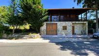 Vista exterior de Casa o xalet en venda en Lobios amb Jardí privat