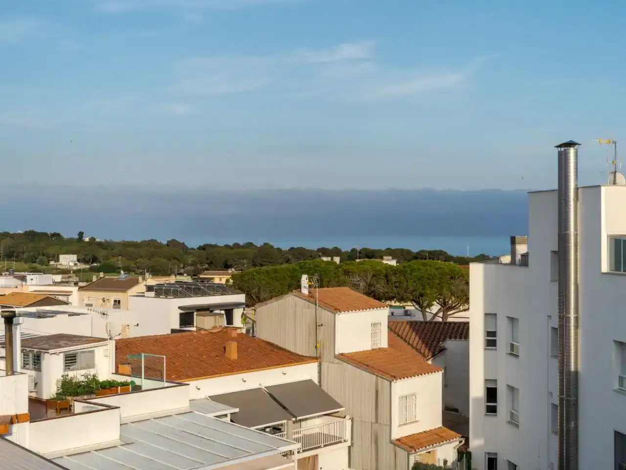 Vista exterior de Piso en venta en Cubelles con Aire acondicionado y Balcón