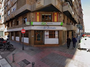 Local comercial de lloguer a Isabel La Católica 22