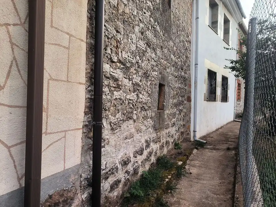 Vista exterior de Casa o chalet en venta en Mambrillas de Lara