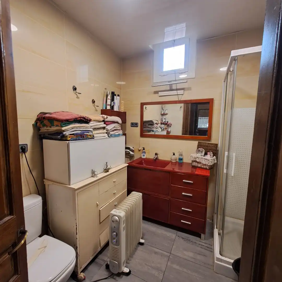 Badezimmer von Country house zum Verkauf in Castellbisbal mit Klimaanlage, Privatgarten und Alarm