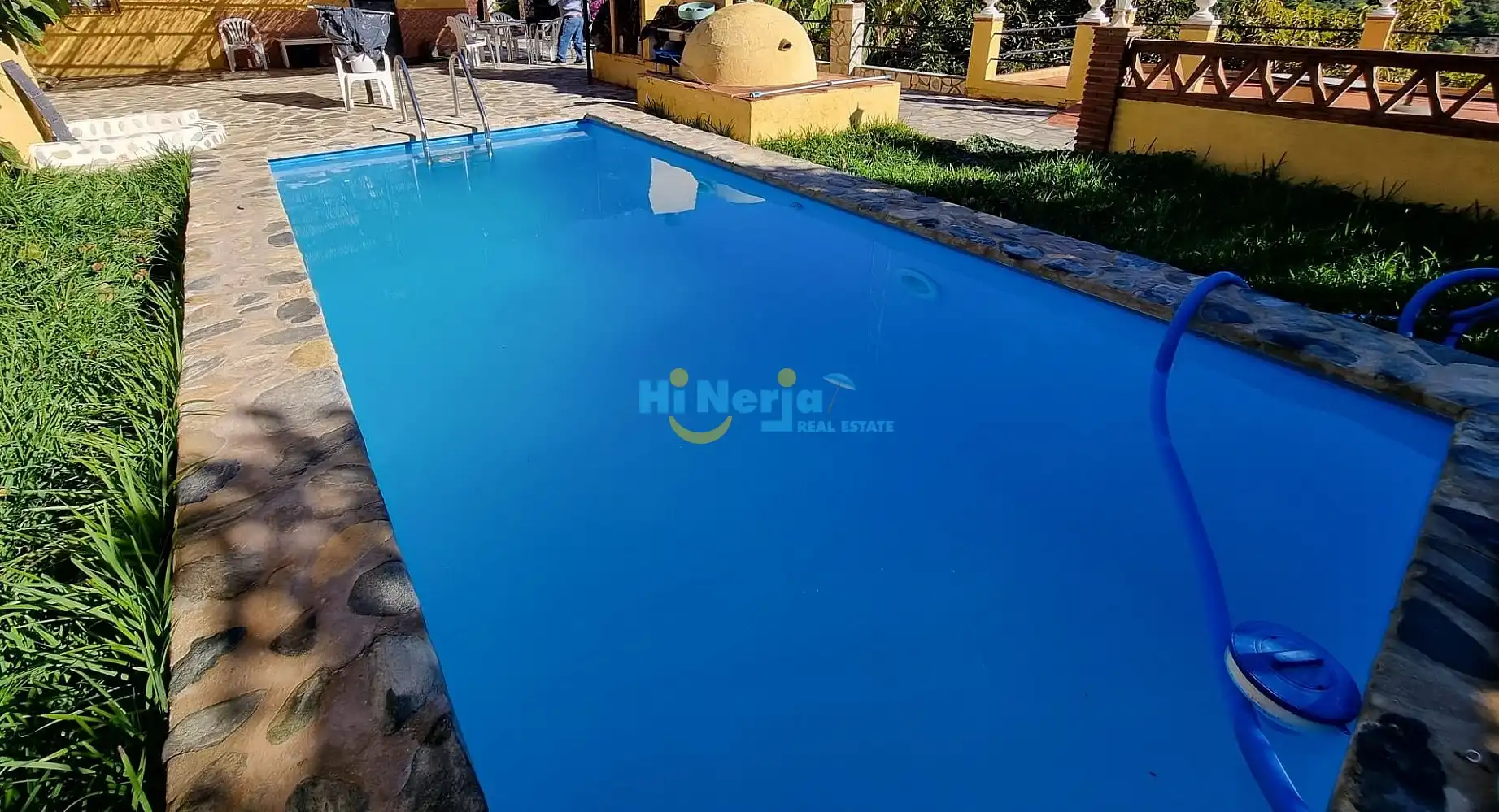 Piscina de Casa o chalet de alquiler en Nerja con Terraza, Piscina y Amueblado