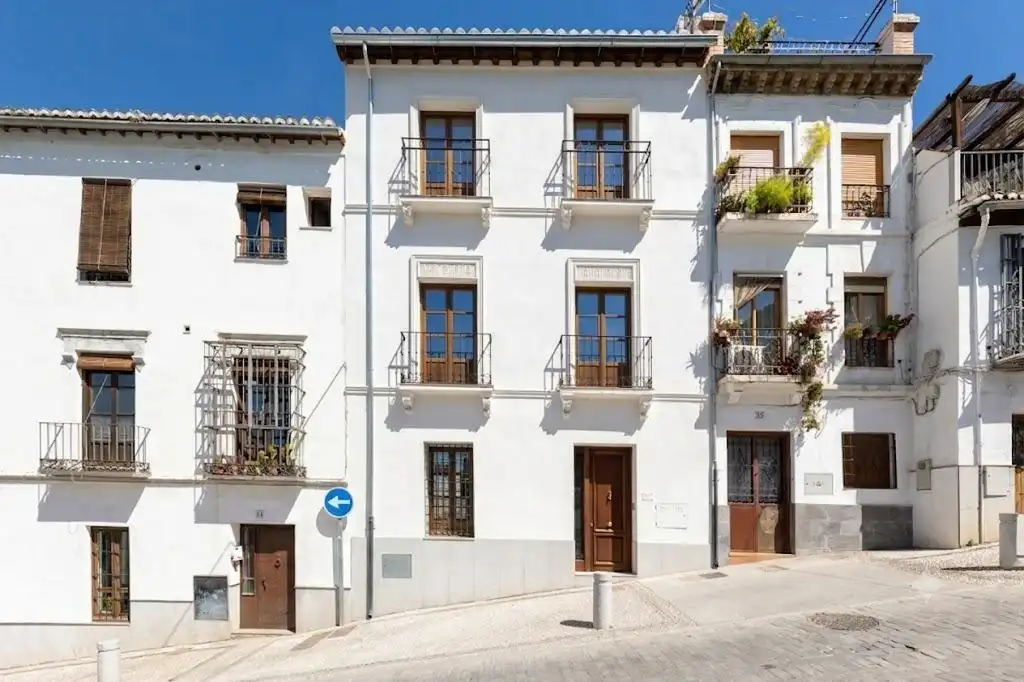 Exterior view of Apartments for rent in Granada  with Air Conditioner, Heating and Furnished