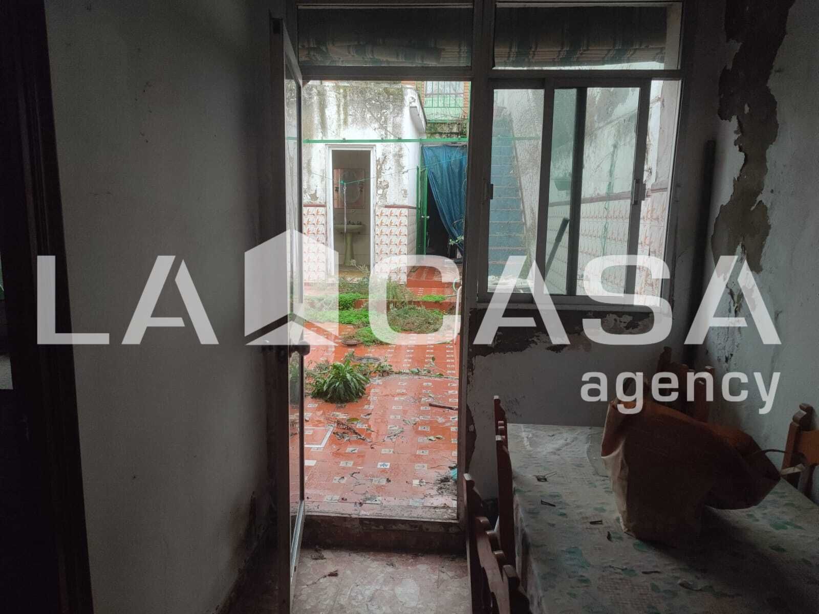 House or chalet for sale in Dos Hermanas  with Terrace and Balcony