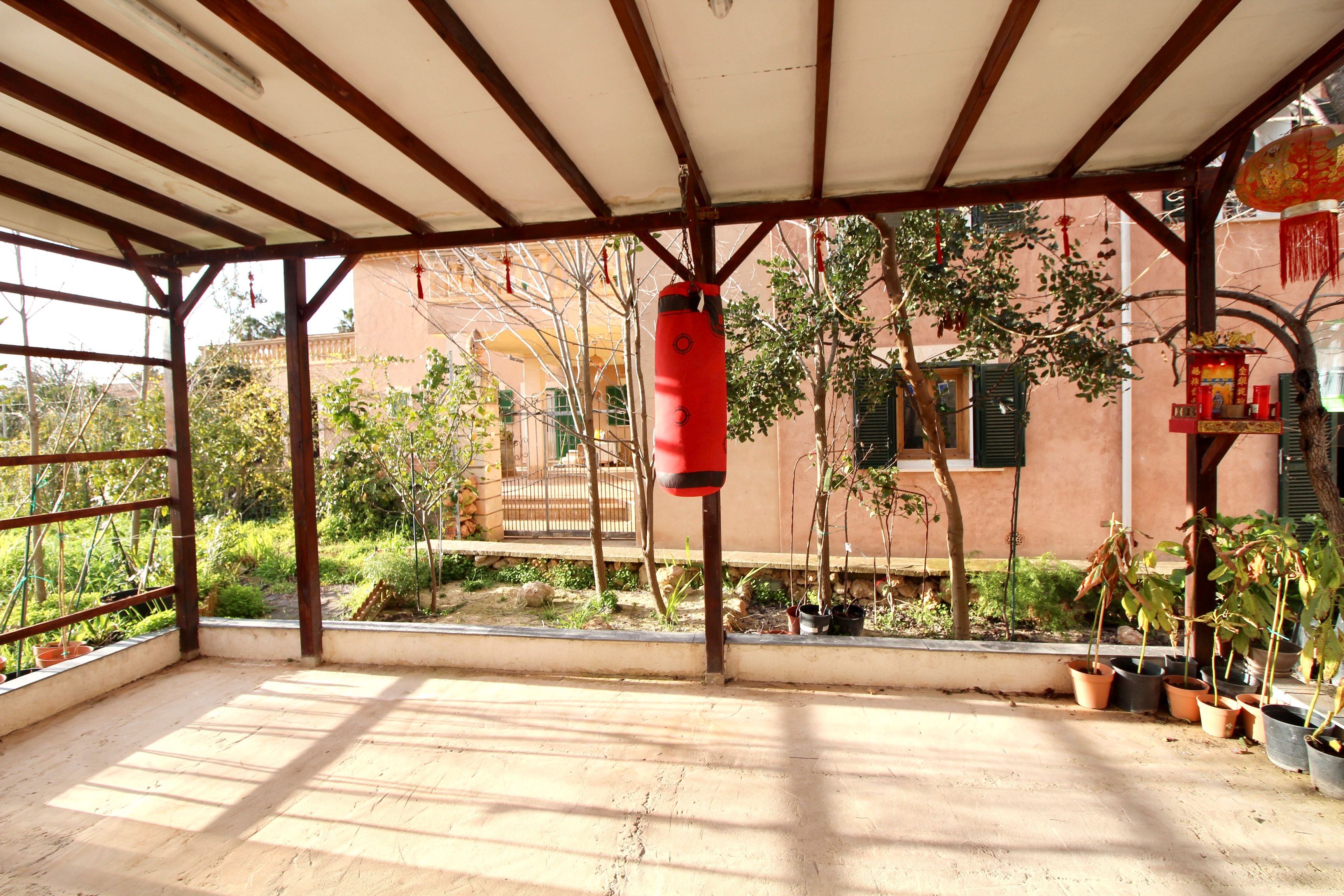 Jardí de Finca rústica en venda en Santa María del Camí amb Parquet i Terrassa