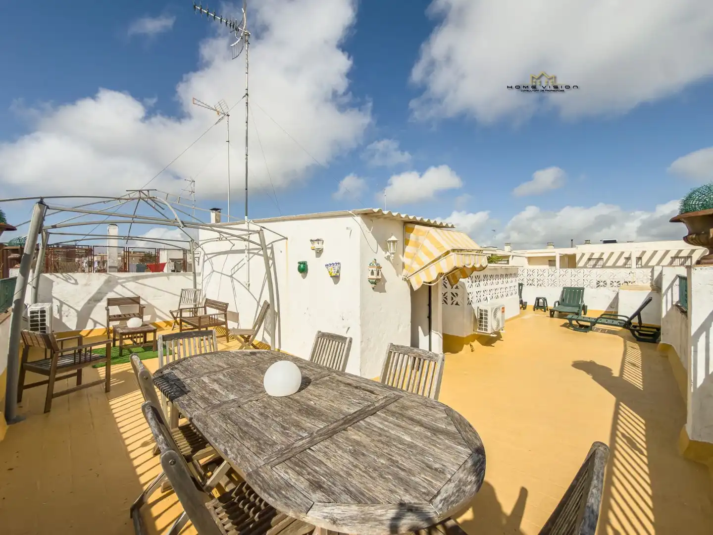 Terrace of Houses for sale in Jerez de la Frontera  with Air Conditioner, Parquet flooring and Oven