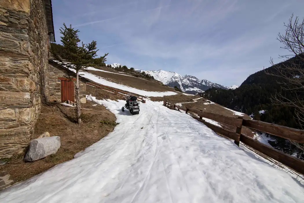 Vista exterior de Casa o xalet en venda en Naut Aran amb Calefacció, Jardí privat i Parquet