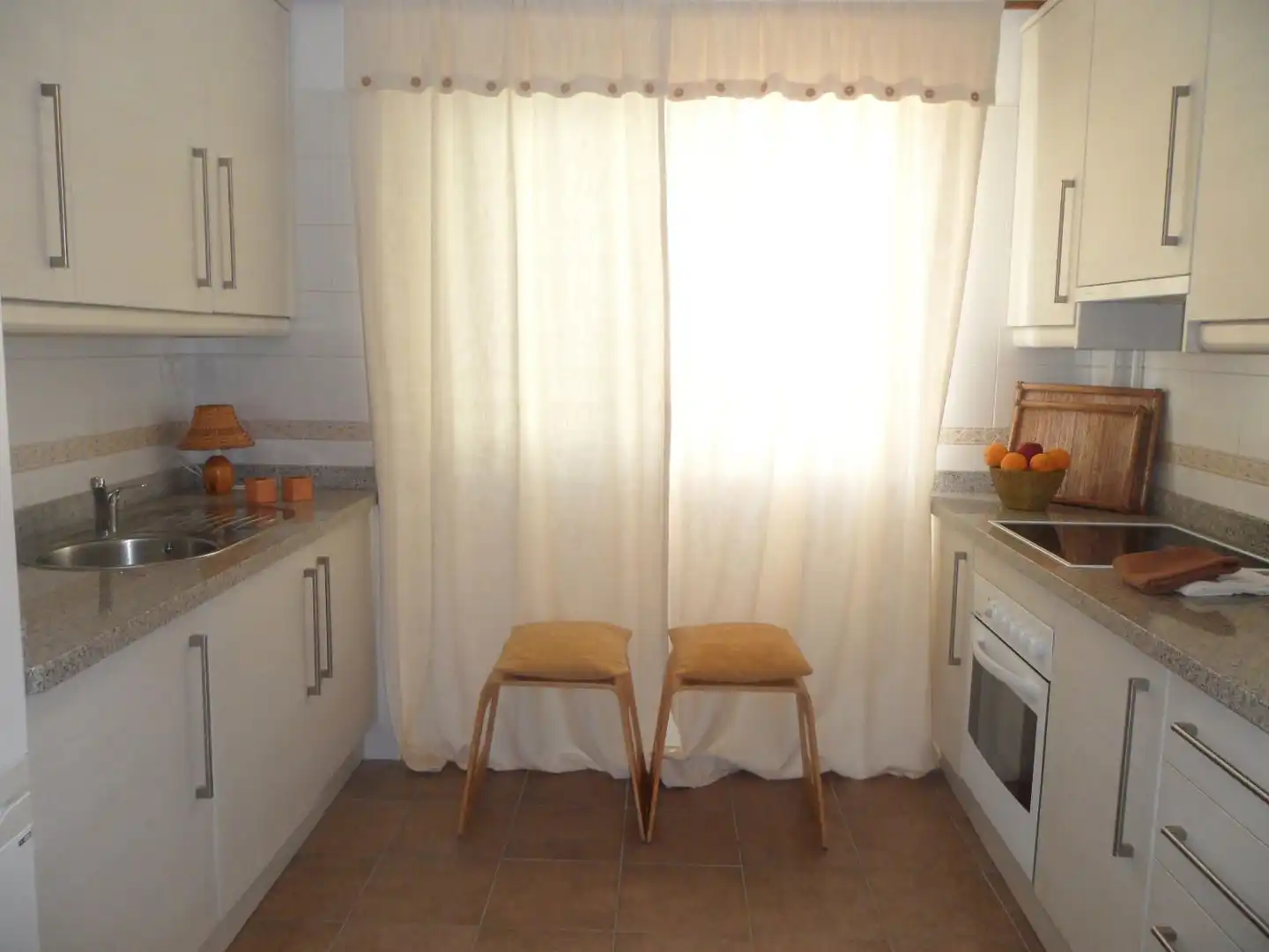 Cocina de Piso en venta en Almería con Trastero, Amueblado y Piscina comunitaria