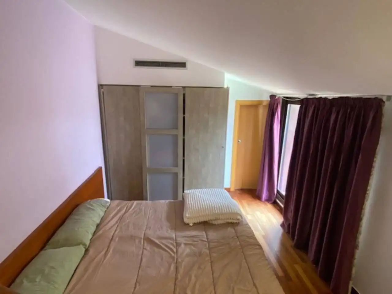 Habitación de Dúplex en venta en Granollers con Aire acondicionado, Calefacción y Parquet