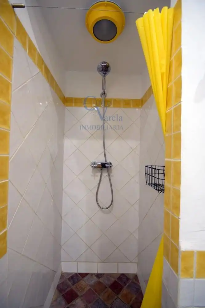 Bathroom of Houses for sale in Dos Hermanas  with Air Conditioner, Heating and Private garden