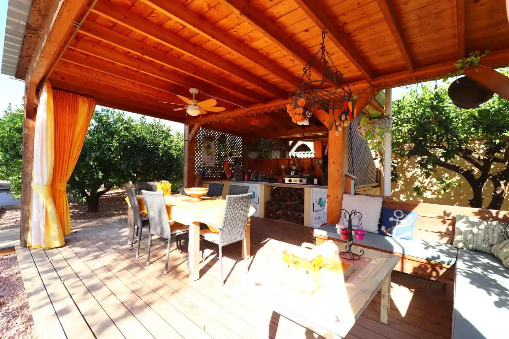 Terrassa de Finca rústica en venda en Orihuela amb Terrassa i Piscina