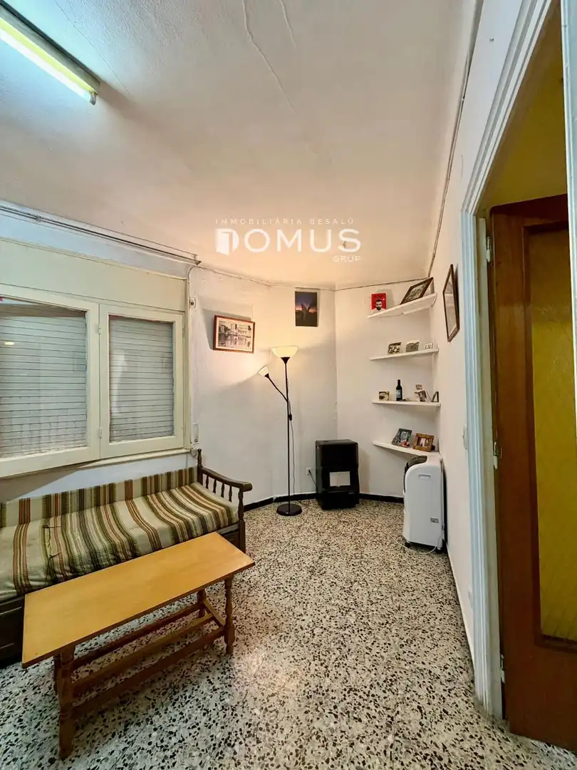 Living room of Flat for sale in L'Escala  with Terrace and Storage room