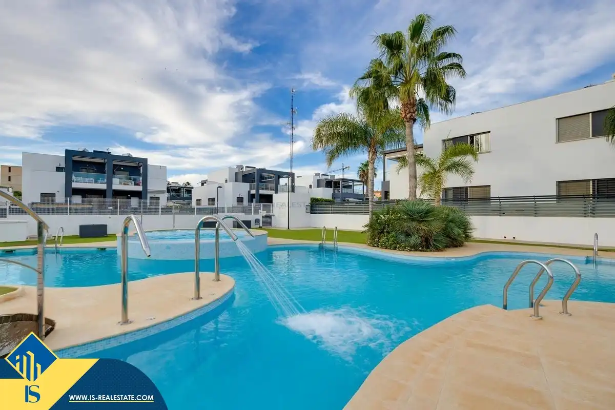 Casa amb piscina en venda a Nueva Torrevieja - Aguas Nuevas, imagen 25