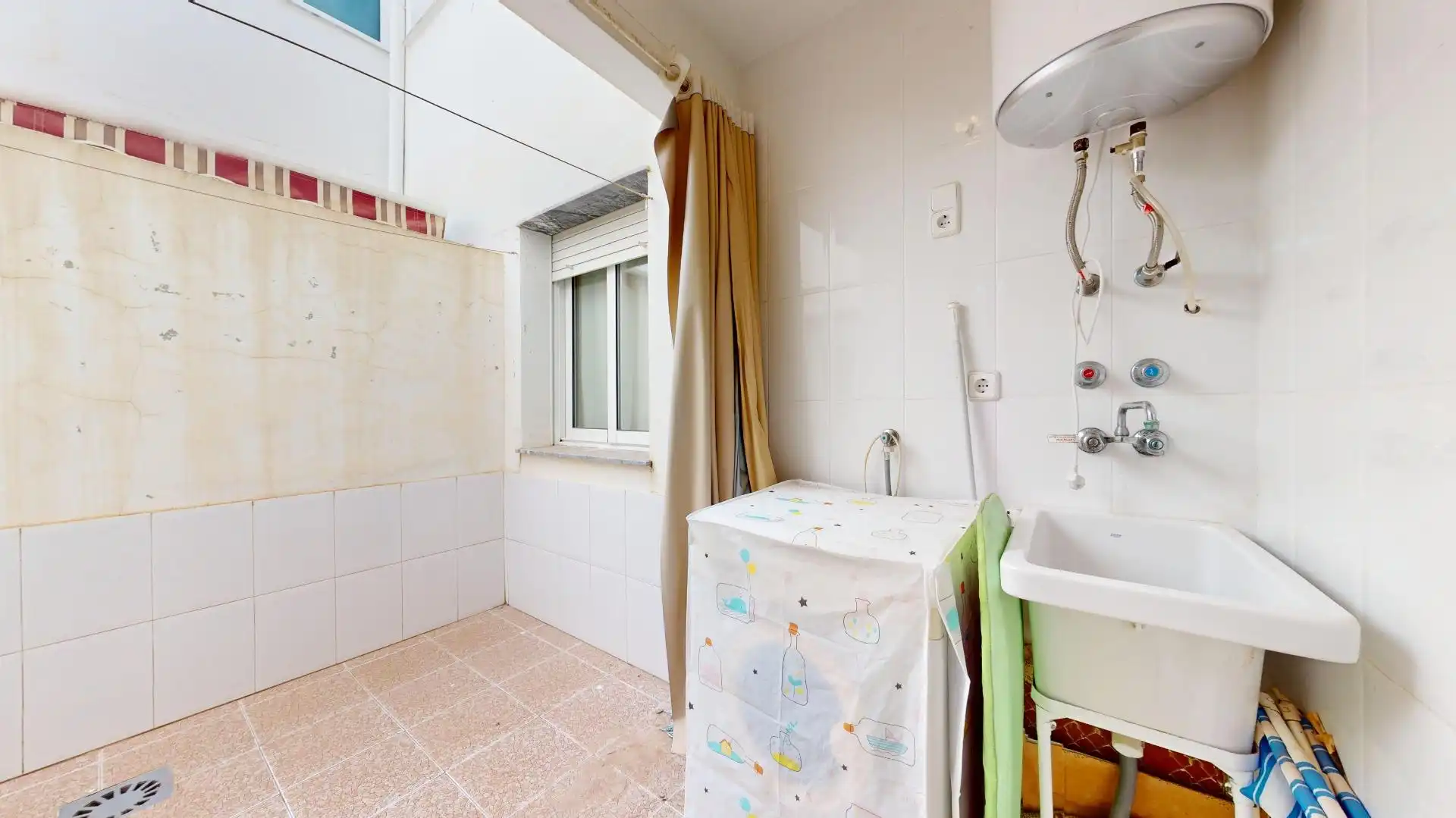 Badezimmer von Wohnungen zum Verkauf in San Pedro del Pinatar mit Terrasse, Möbliert und Balkon