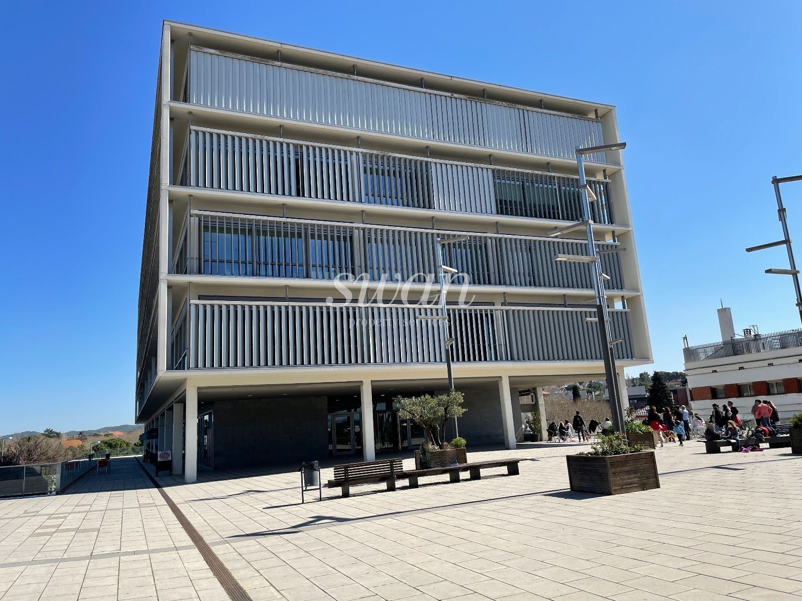 Vista exterior de Oficina de lloguer en Sant Cugat del Vallès amb Aire condicionat i Calefacció