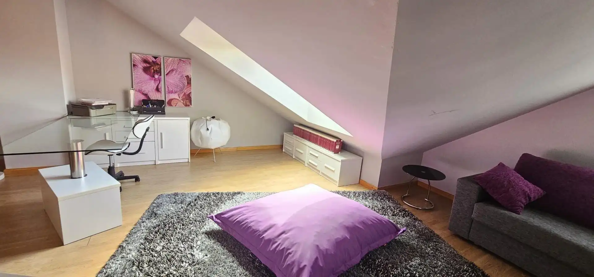 Schlafzimmer von Einfamilien-Reihenhaus zum Verkauf in Villaquilambre mit Heizung, Privatgarten und Parkett