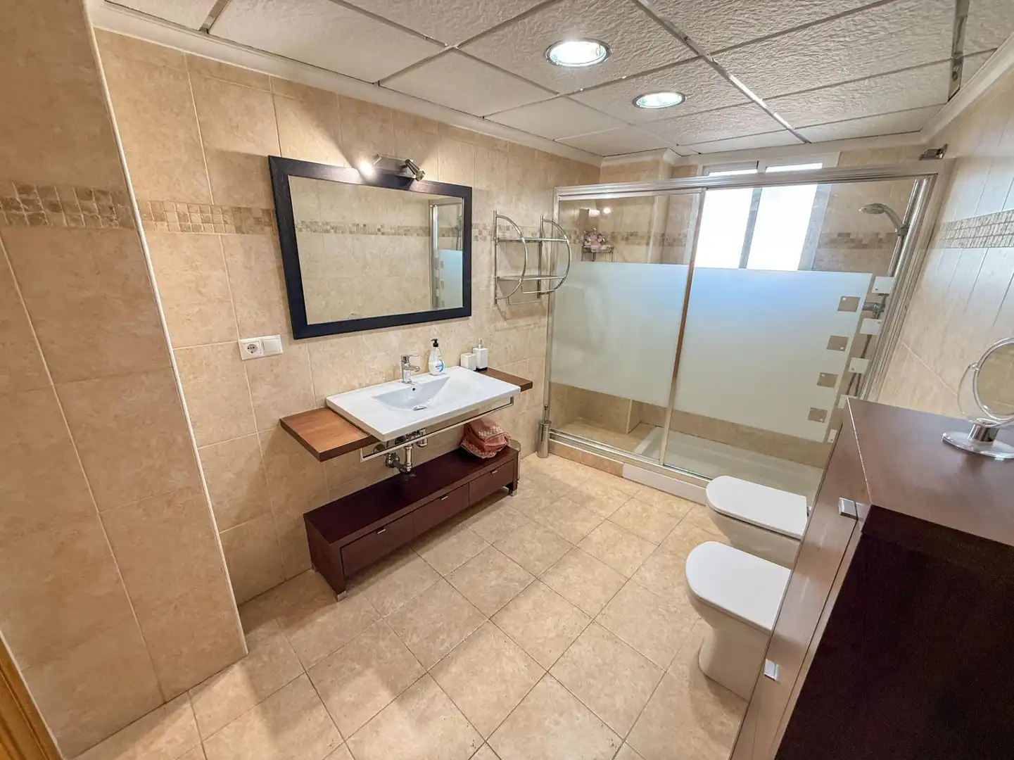 Baño de Piso en venta en Callosa de Segura con Aire acondicionado, Trastero y Amueblado