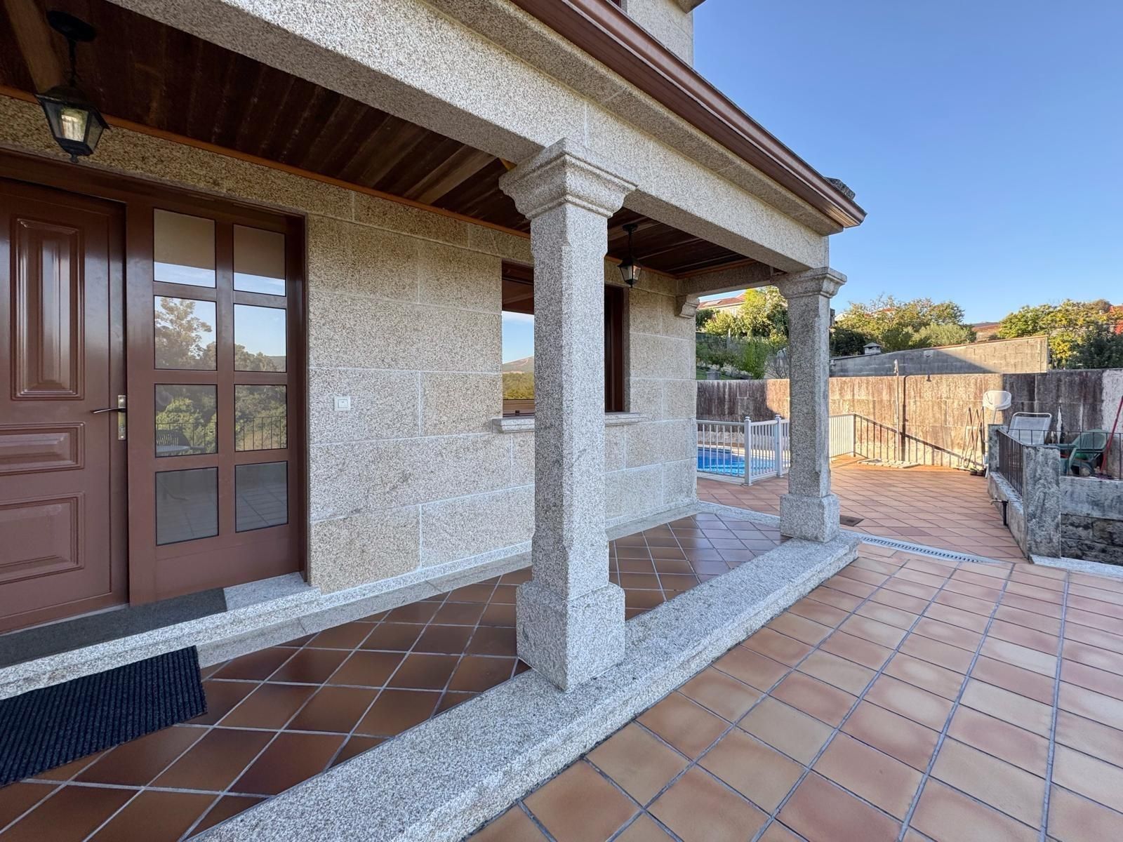 Terrace of House or chalet for sale in Campo Lameiro  with Heating, Private garden and Swimming Pool