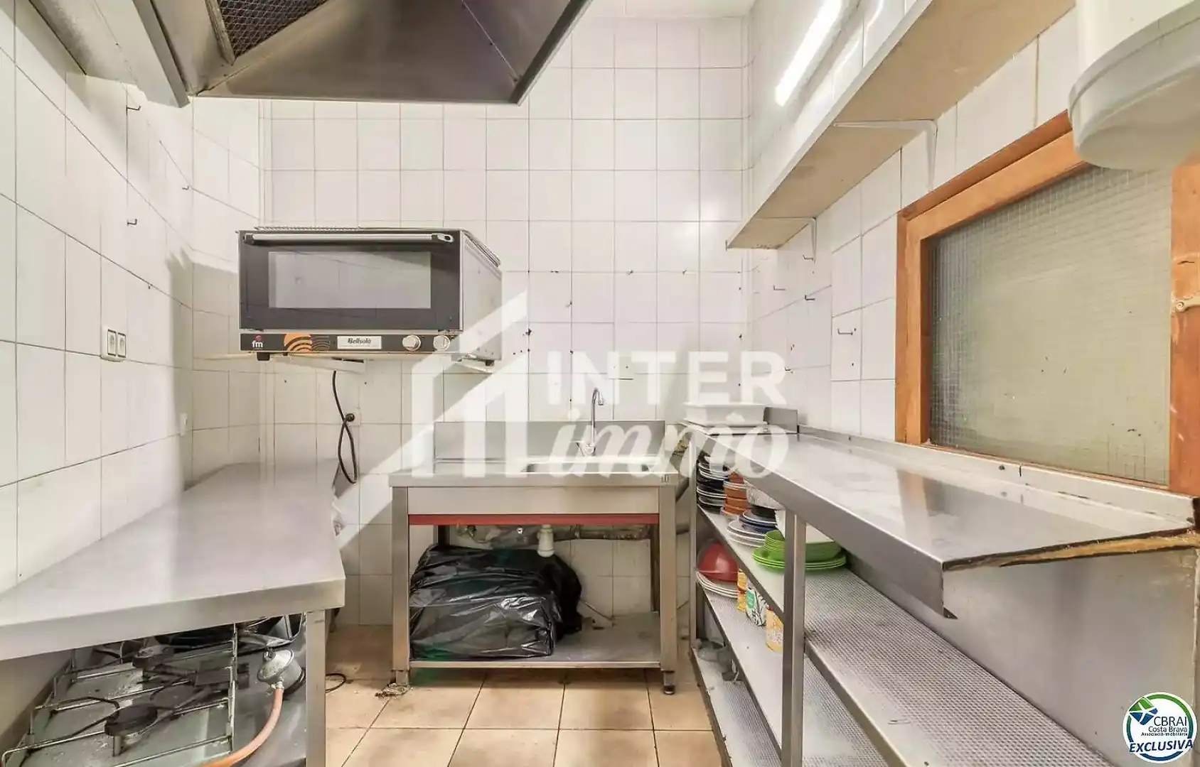 Cuina de Local en venda en Sant Pere Pescador, Girona