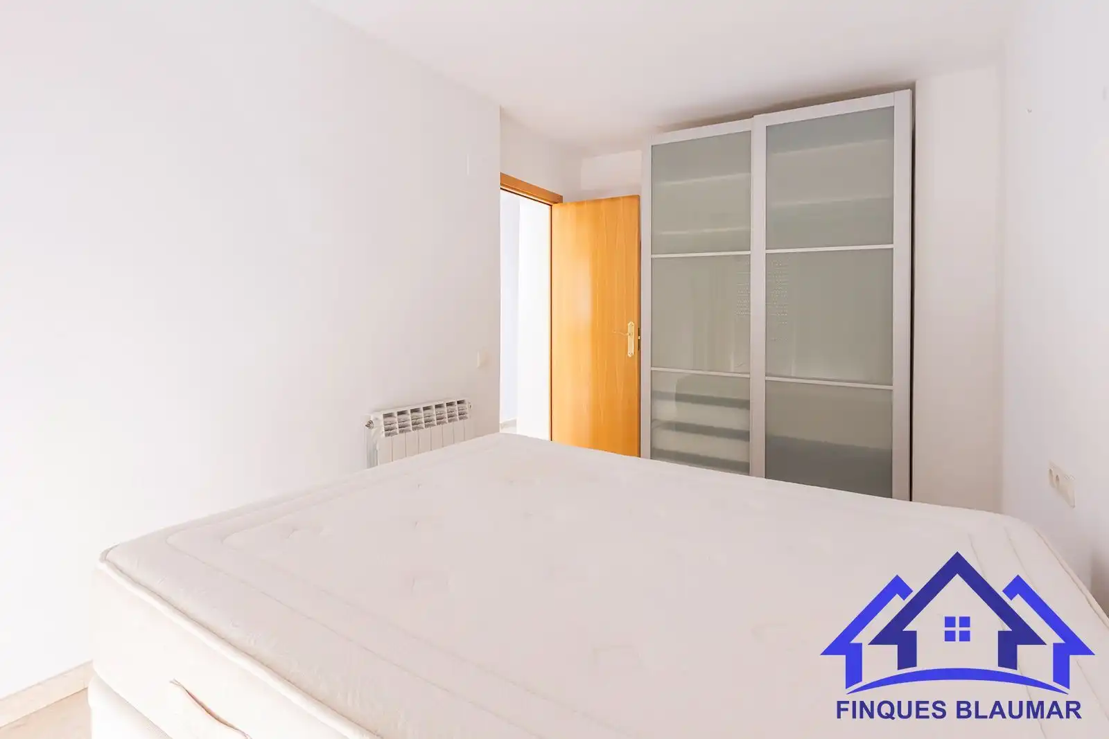 Schlafzimmer von Wohnung zum Verkauf in Arenys de Mar mit Heizung und Terrasse